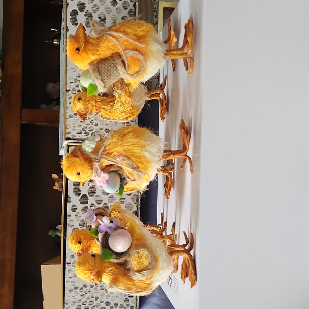 Easter chicks